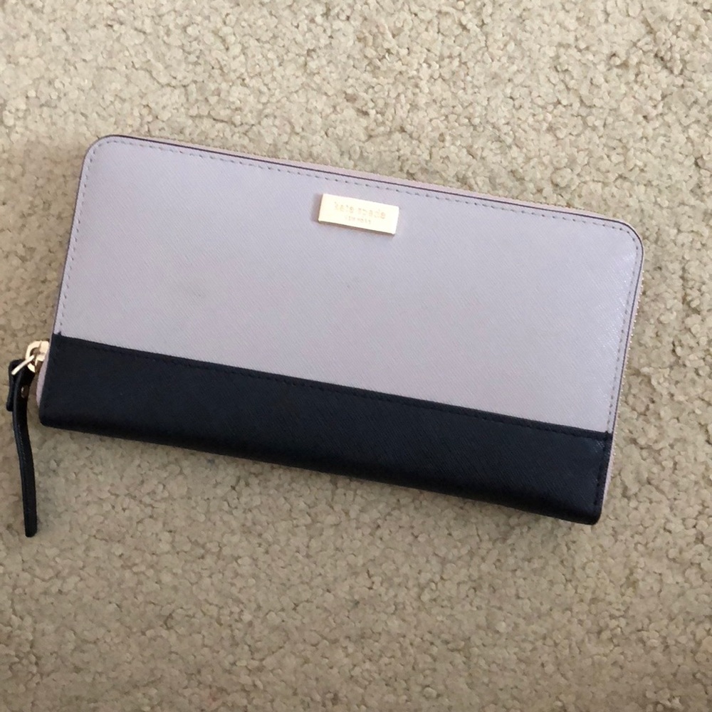 AUTHENTIC Kate Spade Wallet